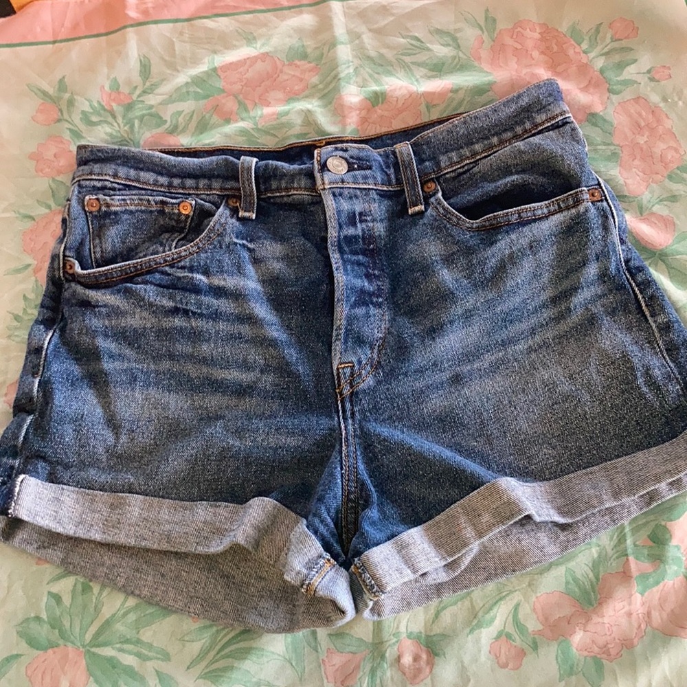 Vintage Levis Mom Shorts